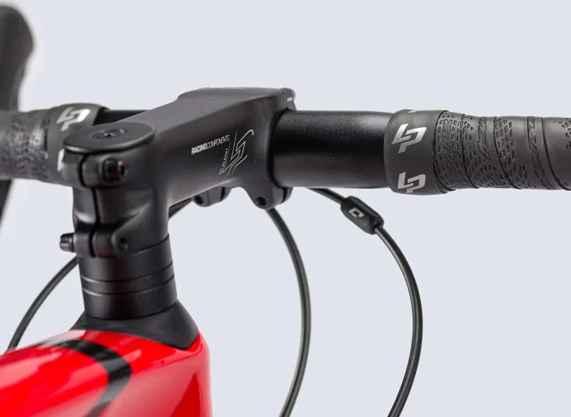 2021 Lapierre Xelius SL 6.0 Disc Carbon Road Bike in Red-5